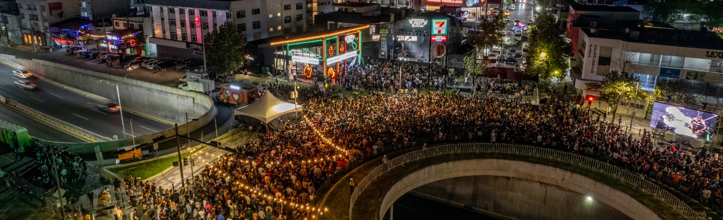 ¡Escenario pletórico!